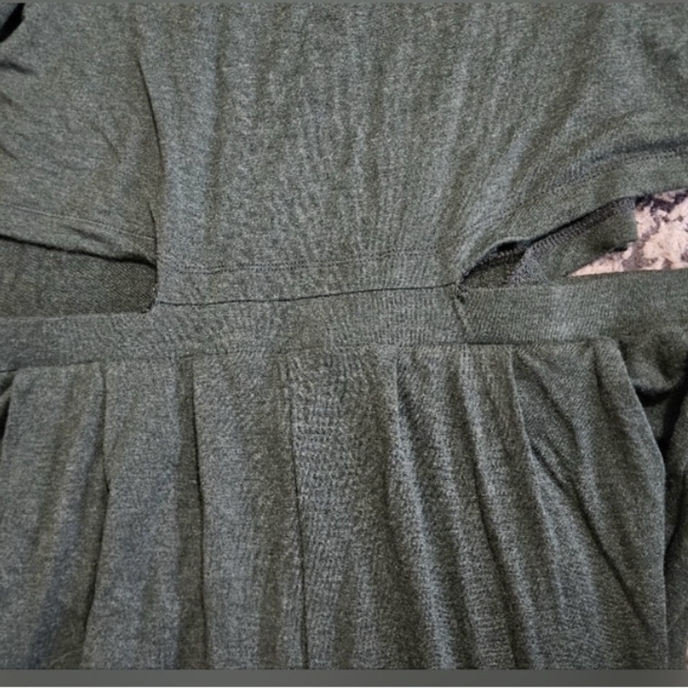CABI Simple Playsuit Jumpsuit elastic waist  In Heathered Green Size S - Picture 6 of 9